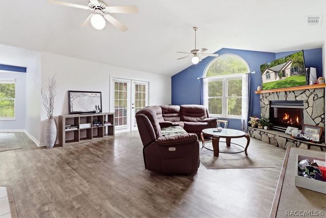 11 Lidflower Court, Homosassa, FL 34446