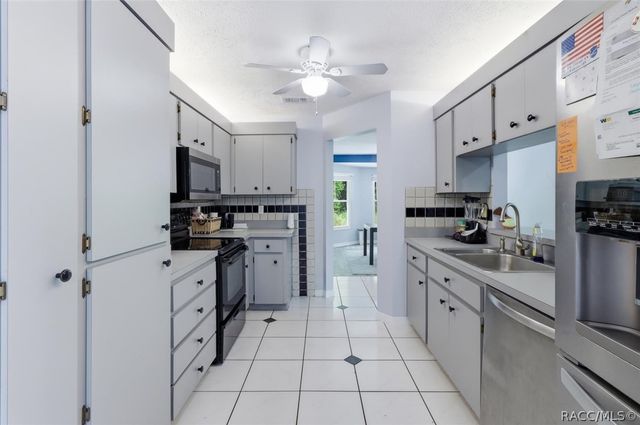 11 Lidflower Court, Homosassa, FL 34446
