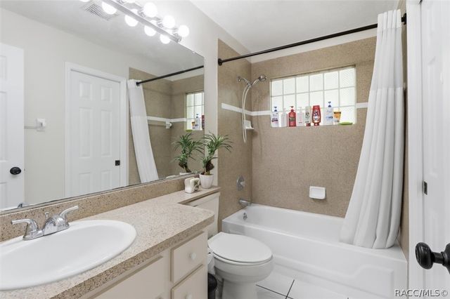 11 Lidflower Court, Homosassa, FL 34446
