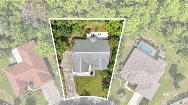 11 Lidflower Court, Homosassa, FL 34446