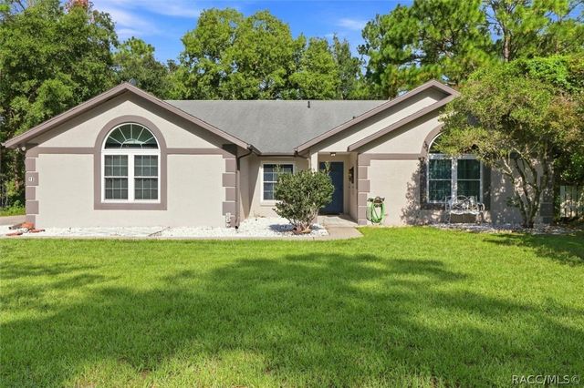 11 Lidflower Court, Homosassa, FL 34446