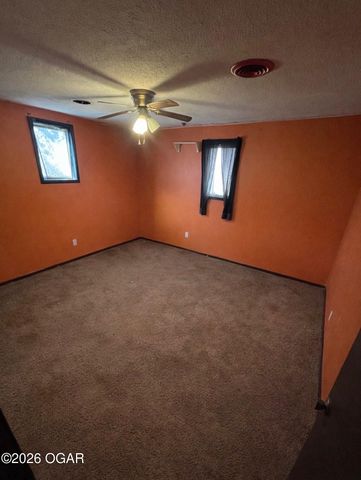 975 Malang Road, Joplin, MO 64804