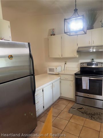 14 Charlton Drive, Lake Placid, FL 33852