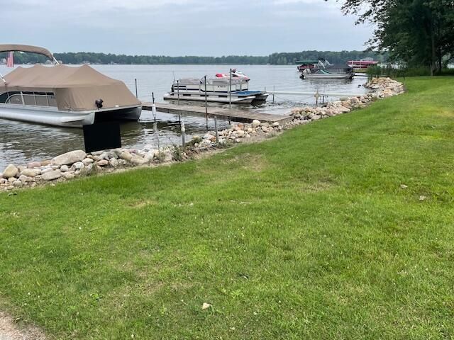 232 Lyn Brook Drive, Coldwater, MI 49036