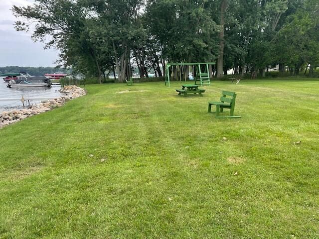 232 Lyn Brook Drive, Coldwater, MI 49036