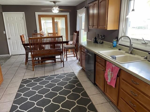 232 Lyn Brook Drive, Coldwater, MI 49036