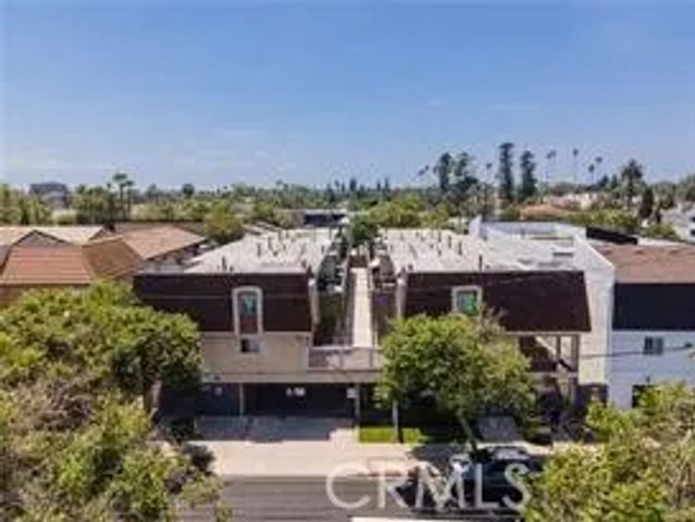 1910 N Spurgeon, Santa Ana, CA 92706