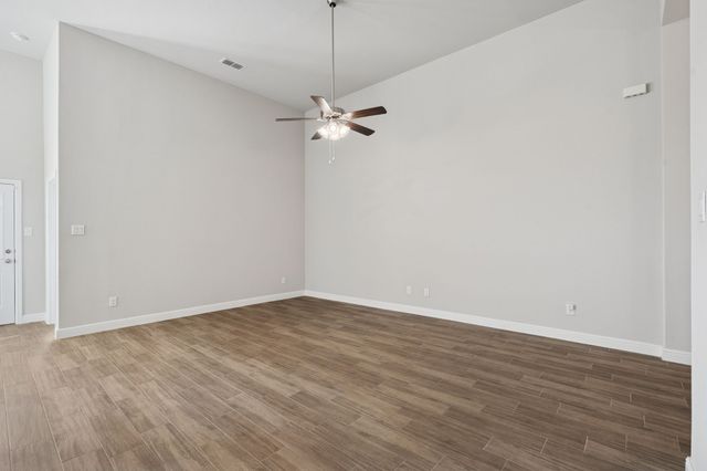 525 Big Horn Pass, Denton, TX 76210