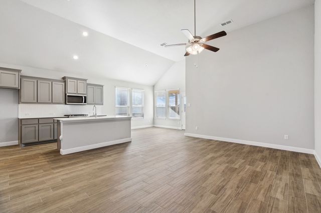 525 Big Horn Pass, Denton, TX 76210