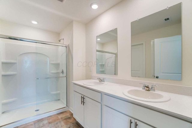 852 Sunny Vale Drive, Delaware, OH 43015