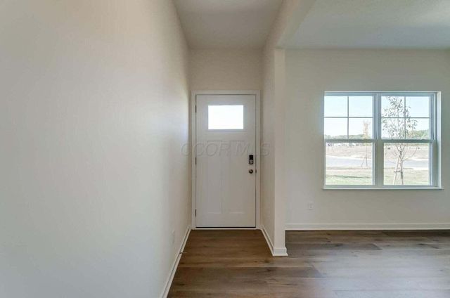 852 Sunny Vale Drive, Delaware, OH 43015