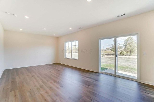 852 Sunny Vale Drive, Delaware, OH 43015