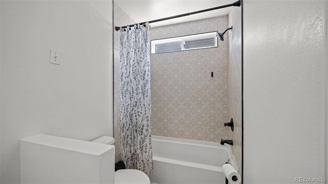 5492 Anna Lee Way, Colorado Springs, CO 80923