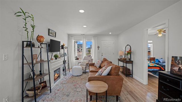 5492 Anna Lee Way, Colorado Springs, CO 80923