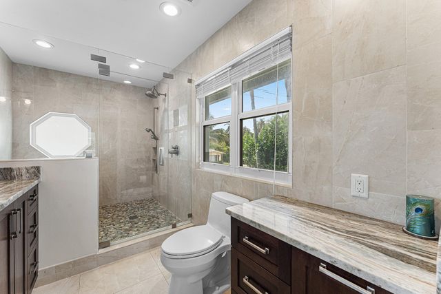 6500 NE 7th Avenue, Boca Raton, FL 33487