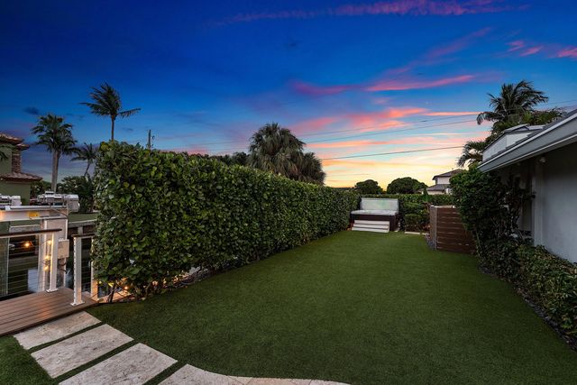 6500 NE 7th Avenue, Boca Raton, FL 33487