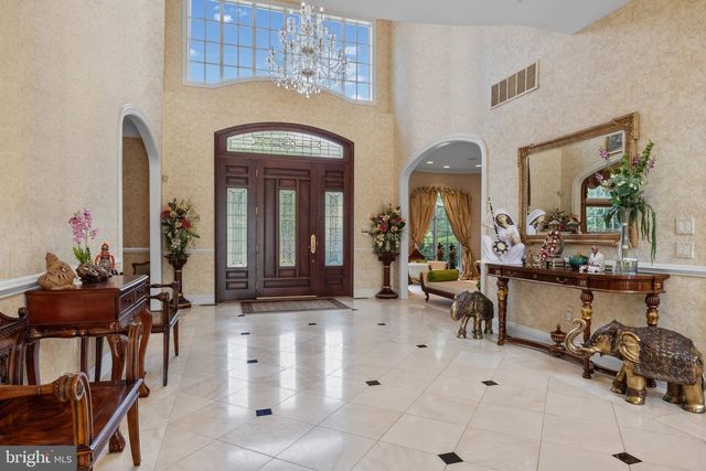 1049 MCKEAN RD, Ambler, PA 19002