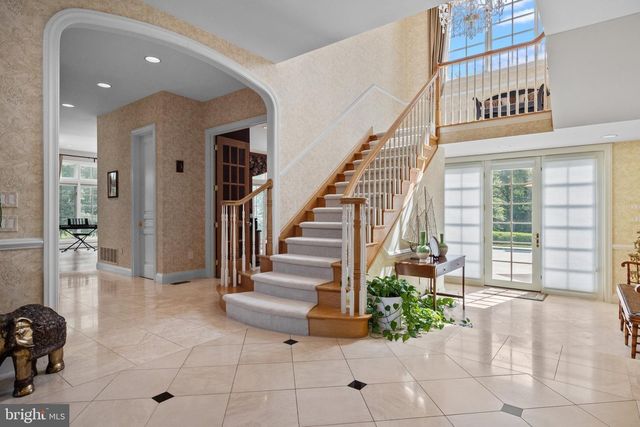 1049 MCKEAN RD, Ambler, PA 19002