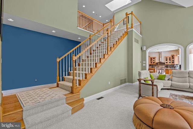 1049 MCKEAN RD, Ambler, PA 19002