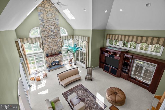 1049 MCKEAN RD, Ambler, PA 19002