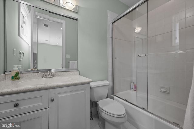 1049 MCKEAN RD, Ambler, PA 19002