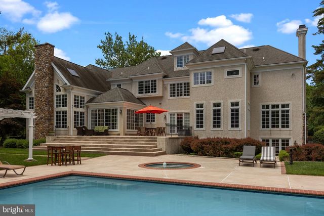 1049 MCKEAN RD, Ambler, PA 19002