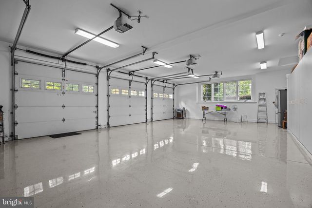 1049 MCKEAN RD, Ambler, PA 19002