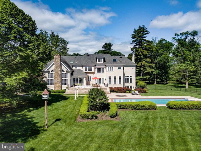 1049 MCKEAN RD, Ambler, PA 19002