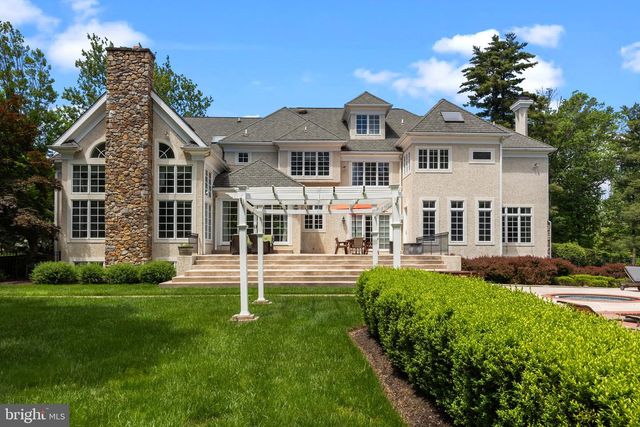 1049 MCKEAN RD, Ambler, PA 19002