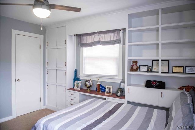 28 Fernwood Avenue, West Seneca, NY 14206