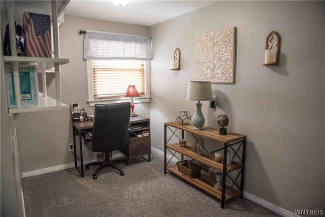 28 Fernwood Avenue, West Seneca, NY 14206