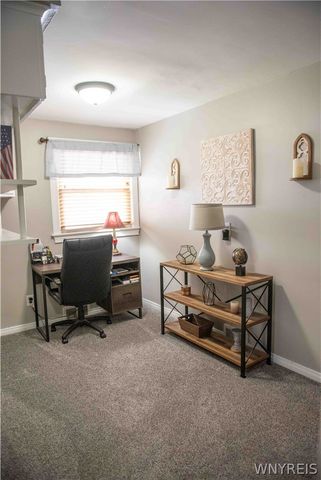 28 Fernwood Avenue, West Seneca, NY 14206