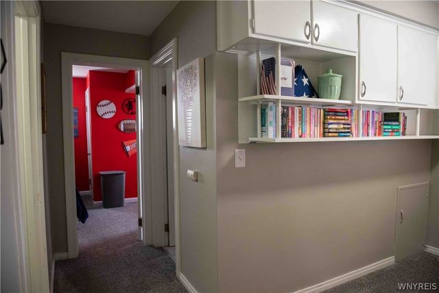 28 Fernwood Avenue, West Seneca, NY 14206