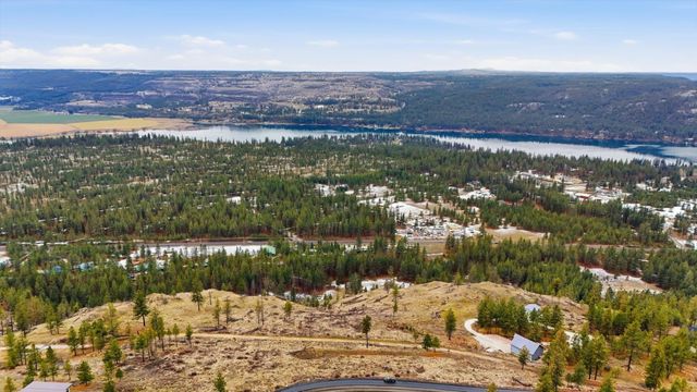 XX Pine Ridge Way, Nine Mile Falls, WA 99026