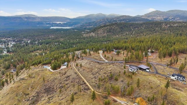 XX Pine Ridge Way, Nine Mile Falls, WA 99026