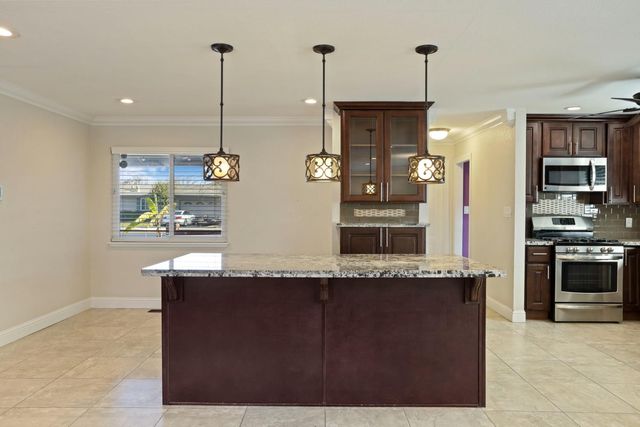 1921 Sherwood Ave, Modesto, CA 95350