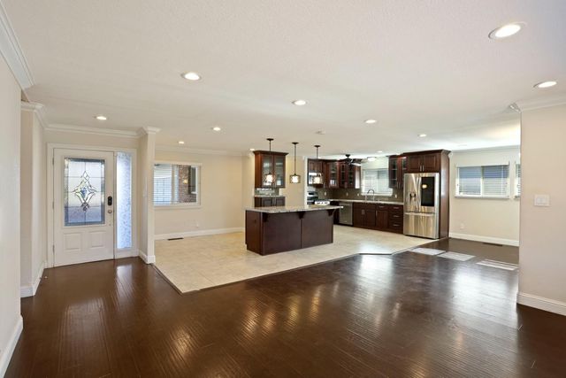 1921 Sherwood Ave, Modesto, CA 95350