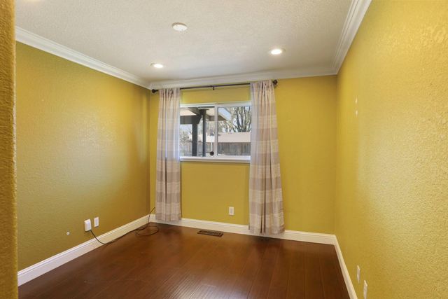 1921 Sherwood Ave, Modesto, CA 95350