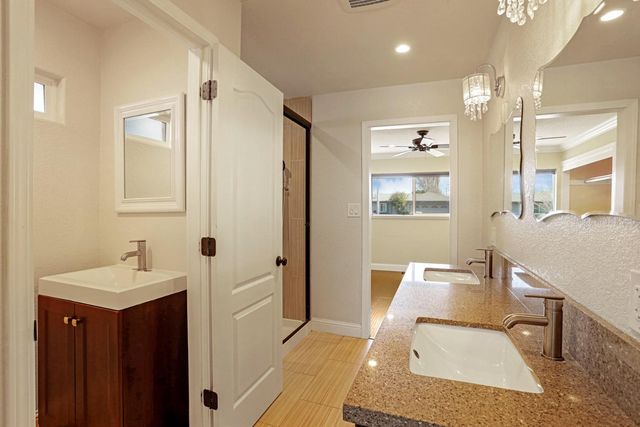 1921 Sherwood Ave, Modesto, CA 95350