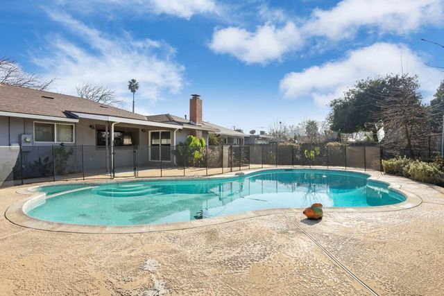 1921 Sherwood Ave, Modesto, CA 95350