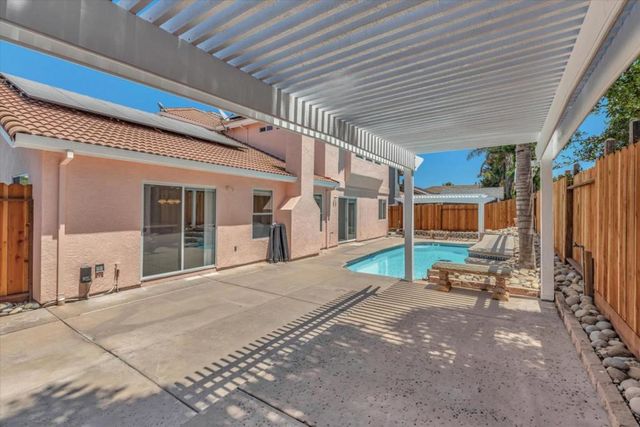 2161 Teakwood Court, Hollister, CA 95023