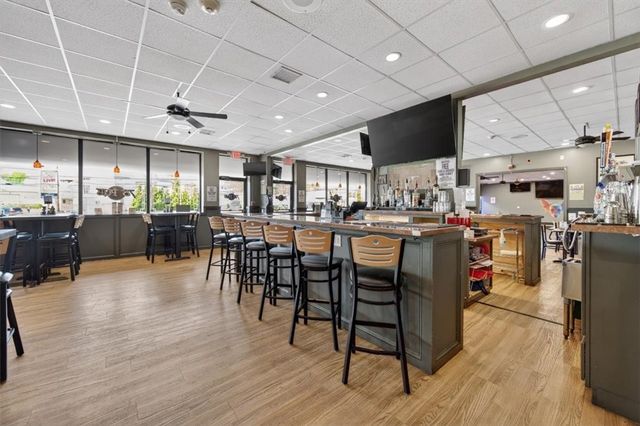80 Greenville Avenue, Johnston, RI 02919