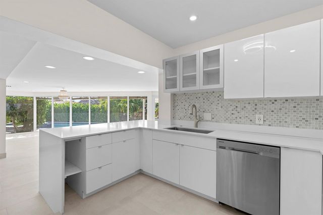 391 SE 7th Avenue, Pompano Beach, FL 33060