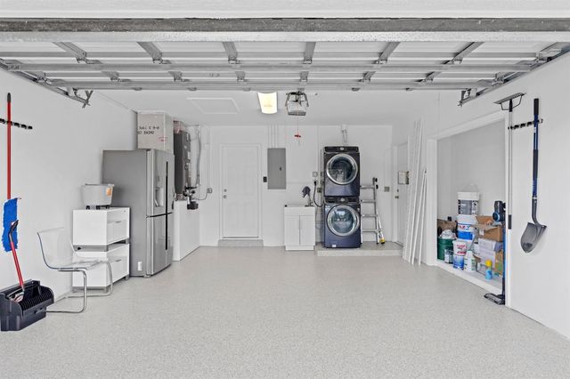 391 SE 7th Avenue, Pompano Beach, FL 33060