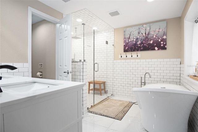 3200 LAKE BREEZE DRIVE, Haines City, FL 33844