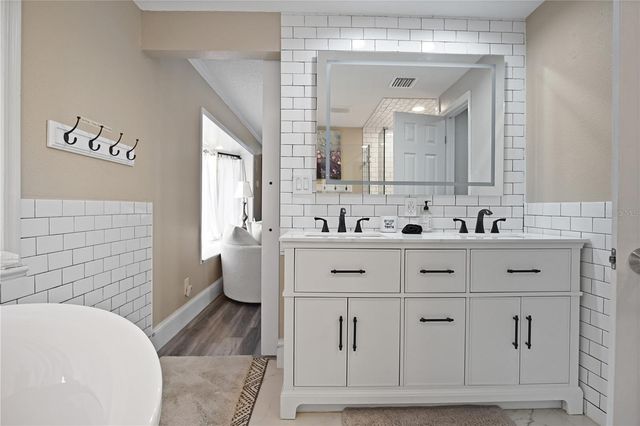 3200 LAKE BREEZE DRIVE, Haines City, FL 33844