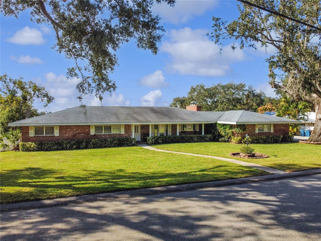 3200 LAKE BREEZE DRIVE, Haines City, FL 33844