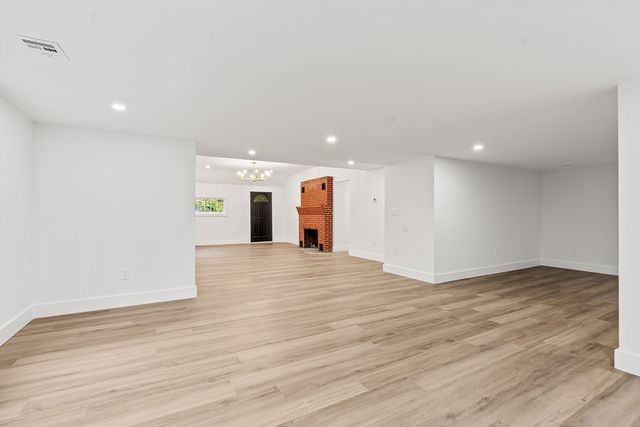 322 River, Andover, MA 01810