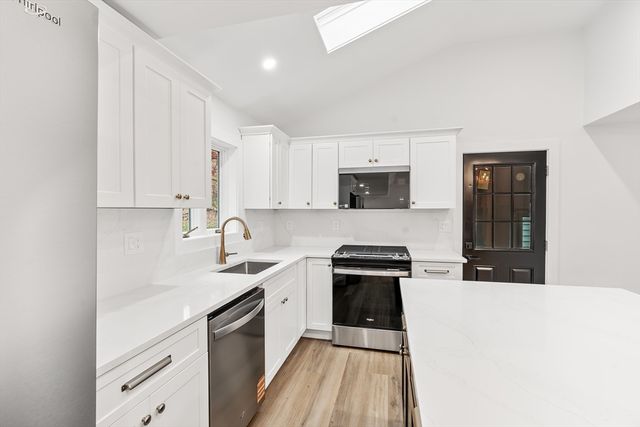 322 River, Andover, MA 01810