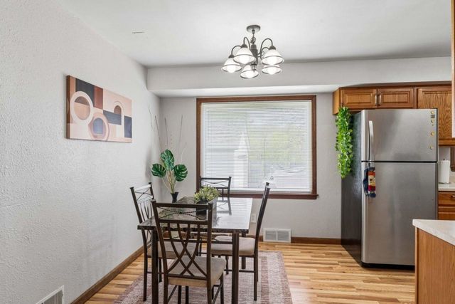 1802 Greenbrook Lane, Flint, MI 48507